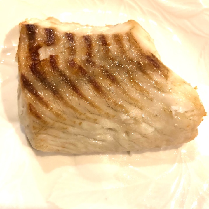 嬉しい骨なし鯛の塩焼き（お刺身用）